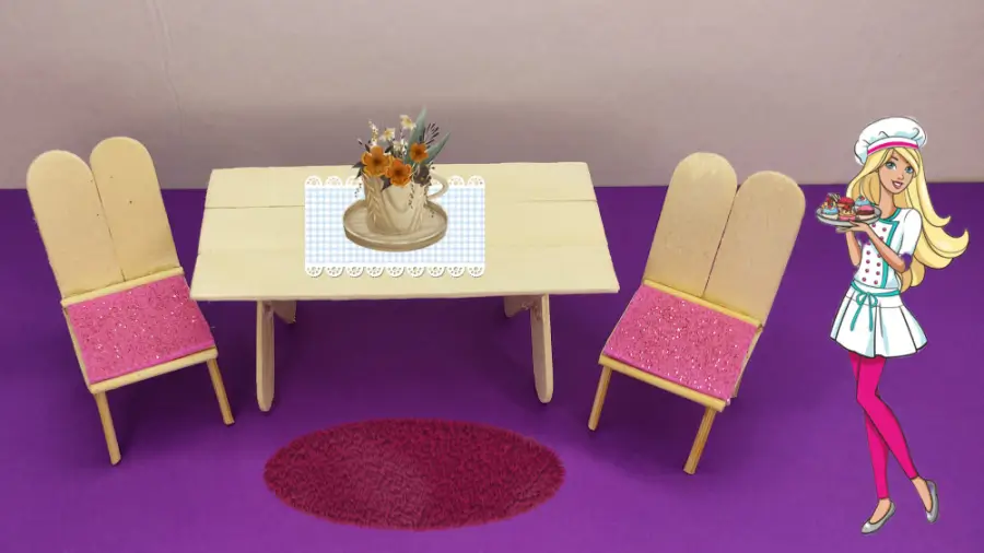 آموزش ساخت کاردستی میز و صندلی مینیاتوری تم باربی با چوب بستنی ساده