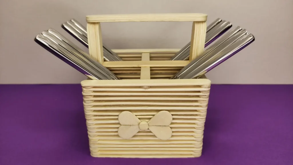 آموزش ساخت جا کاردی با چوب بستنی ساده، یک روش خلاقانه برای ساخت باکس نظم دهنده مخصوص چاقو پذیرایی