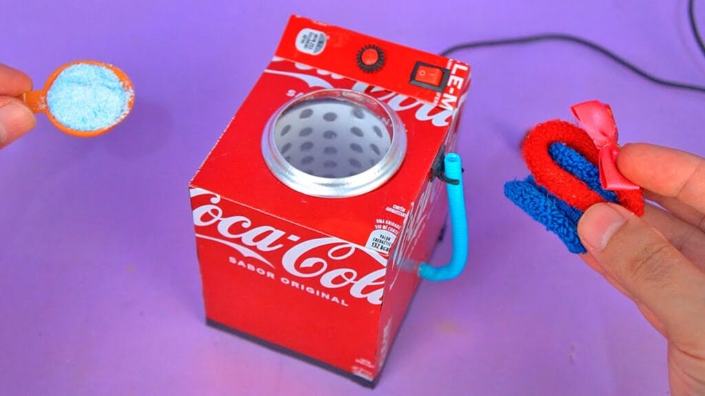 آموزش ساخت کاردستی ماشین لباس شویی با قوطی نوشابه بازیافتی