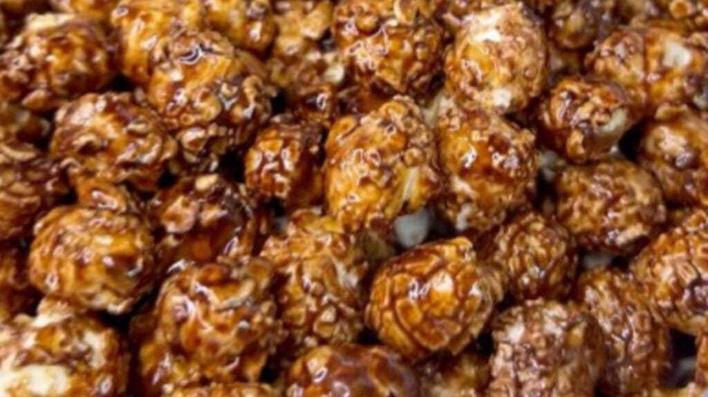 آموزش طرز تهیه پفیلا خانگی با طعم شکلاتی در کمترین زمان