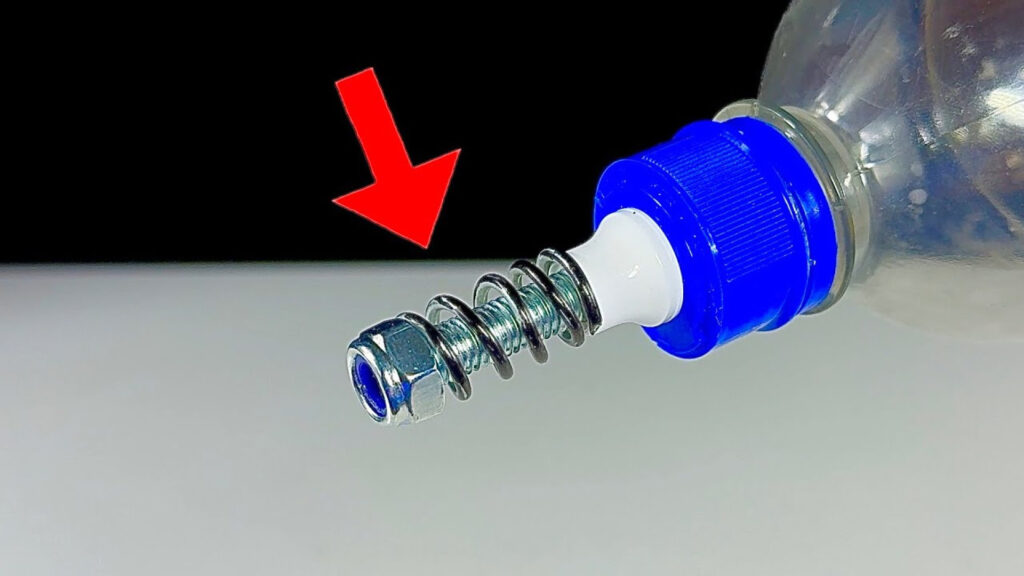 آموزش ساخت دستگاه مغز شکن با بطری پلاستیکی