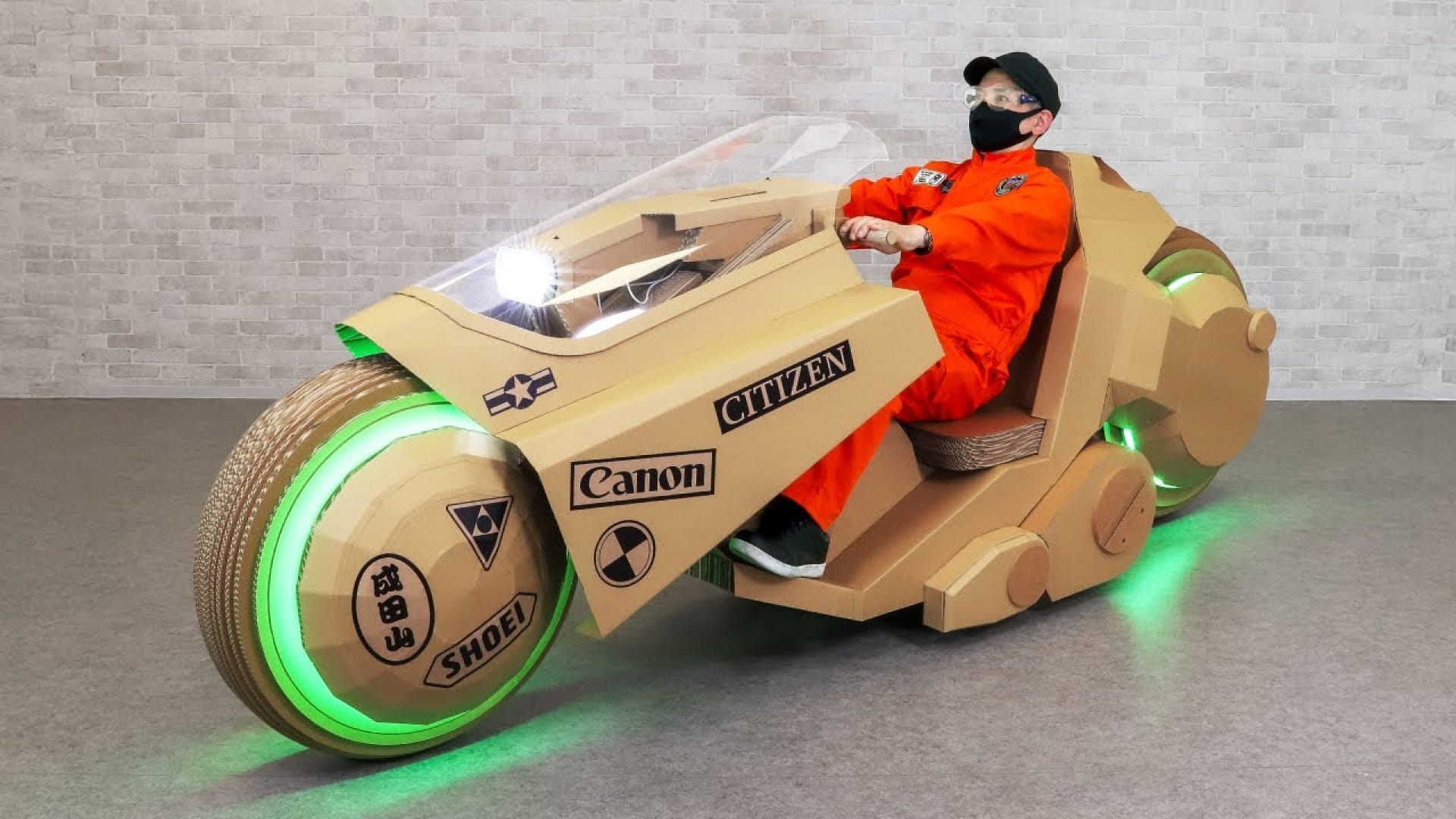 آموزش ساخت موتور معروف انیمه آکیرا با مقوا