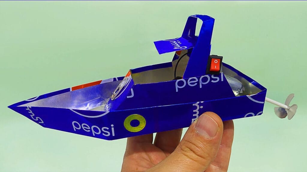 ساخت قایق موتوری با قوطی پپسی | کاردستی خلاقانه با موتور DC